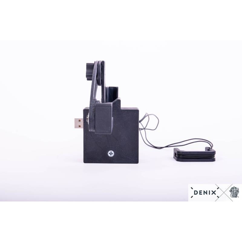 foto Hern� aplikace Android s dr��kem pro repliku Denix